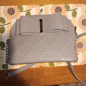 Nwot Betsey Johnson Gray Double Bow-Accent With Heart Crossbody Bag